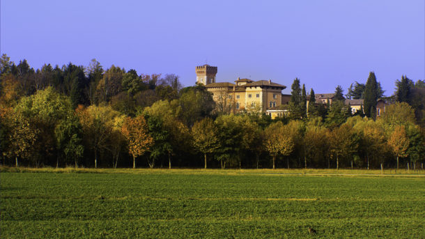 Фриули-Венеция-Джулия; Италия; Замок Спесса; Castello di Spessa